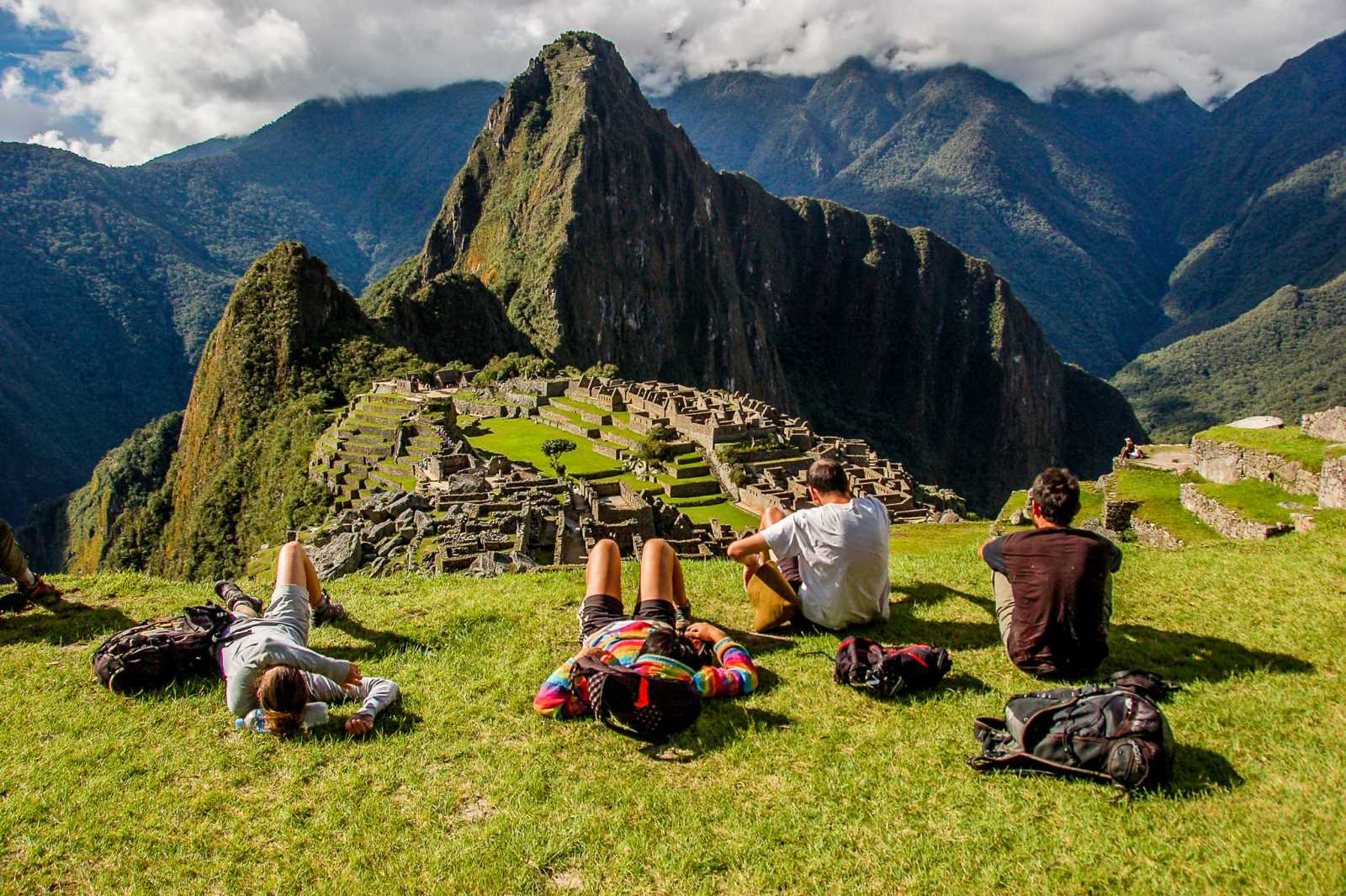 Lima Cusco Machu Picchu y Montaña de Colores 8 dias